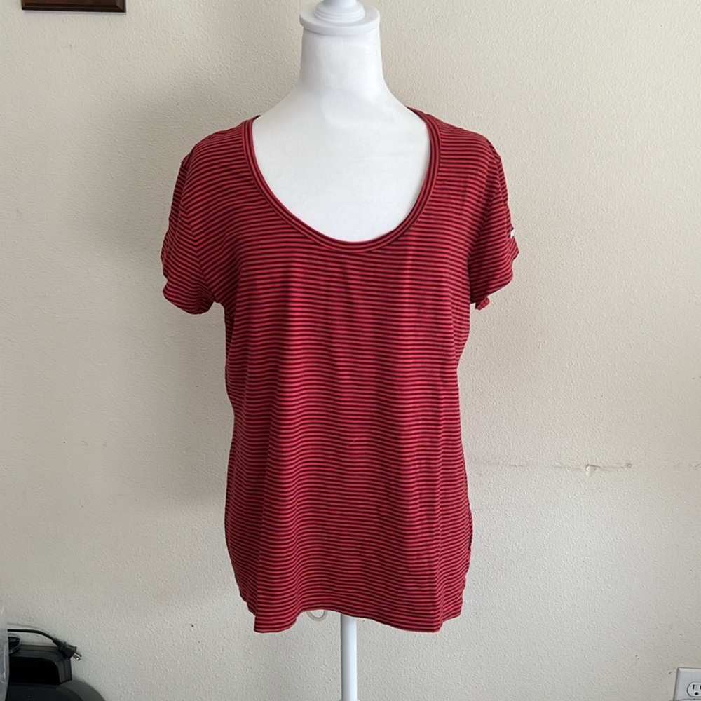Columbia sportswear Women’s xl tee shirt